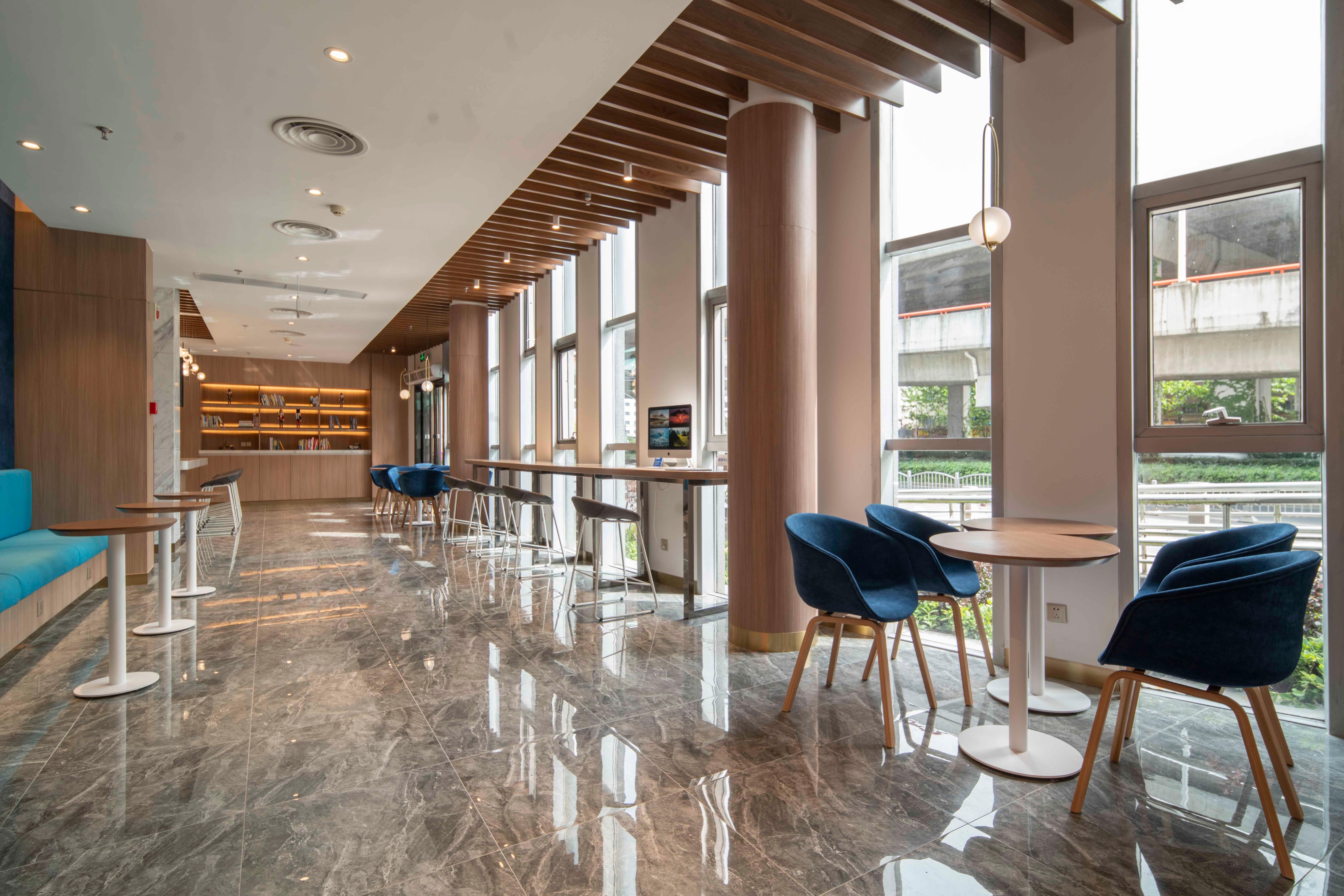 Holiday Inn Express Shanghai Jinqiao Central By Ihg Exterior foto